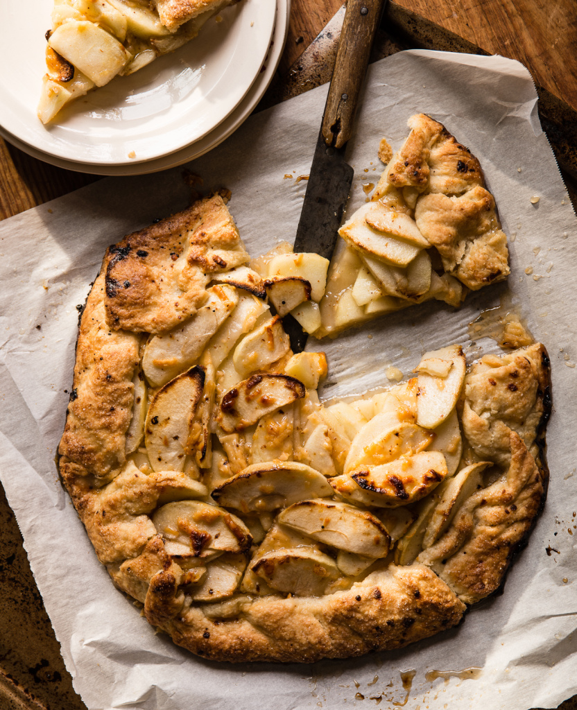 Apple crostata with aged gouda